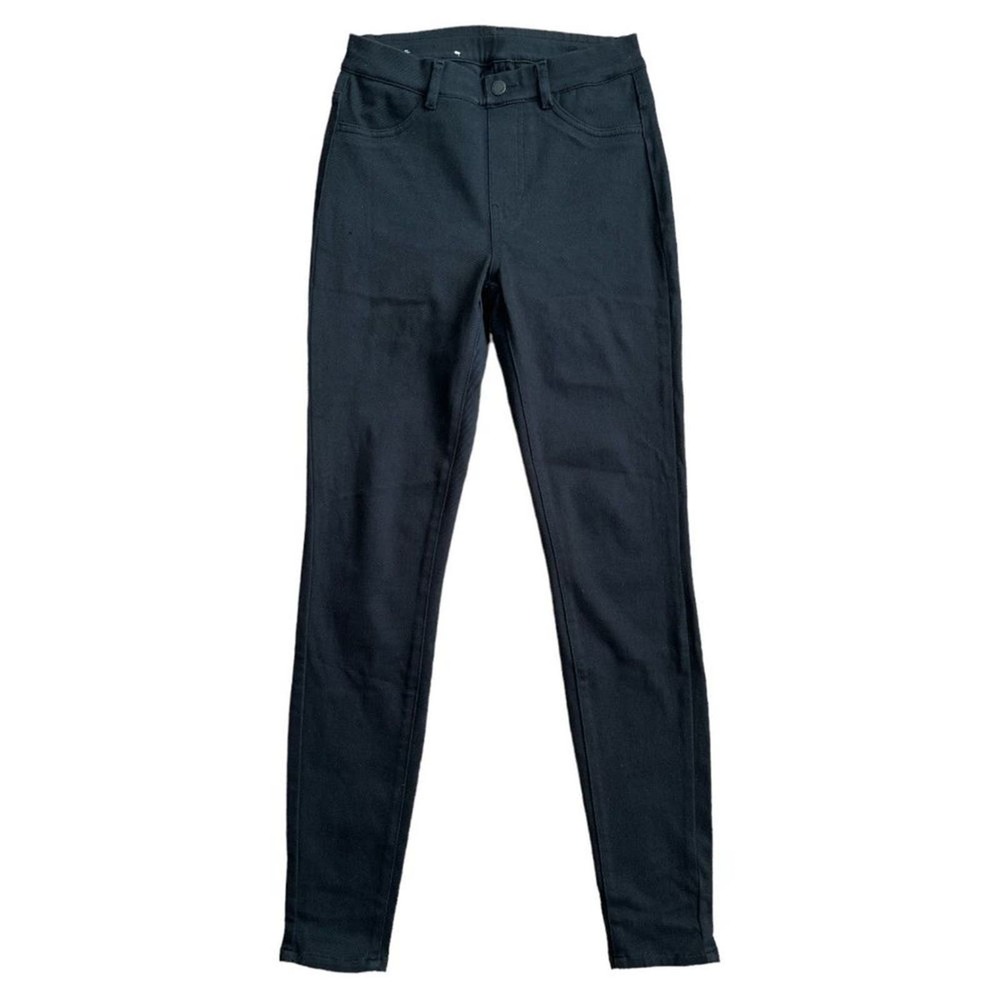 SOLD ✨UNIQLO Black High-Rise Pull-On Skinny Leg Jeans, US25